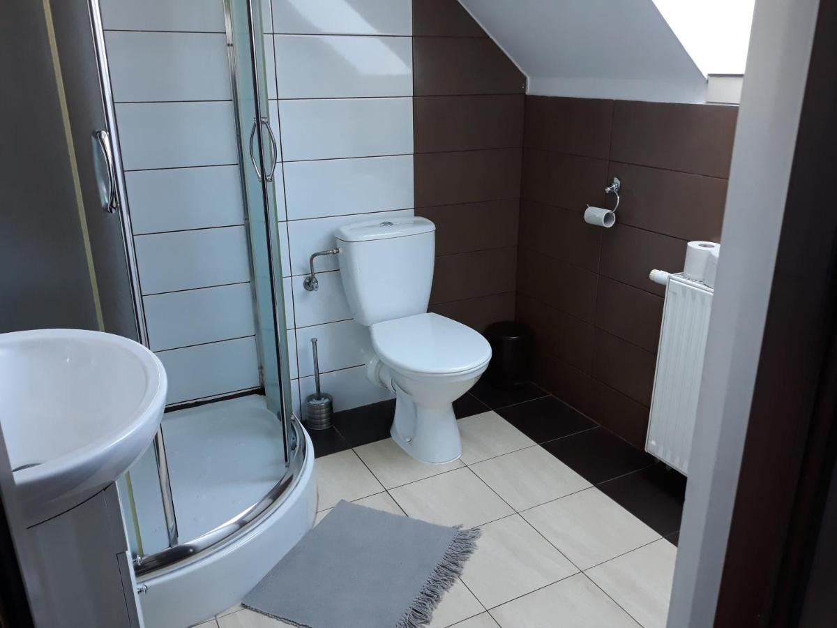 Pod Piramida Villa Ługniany Buitenkant foto