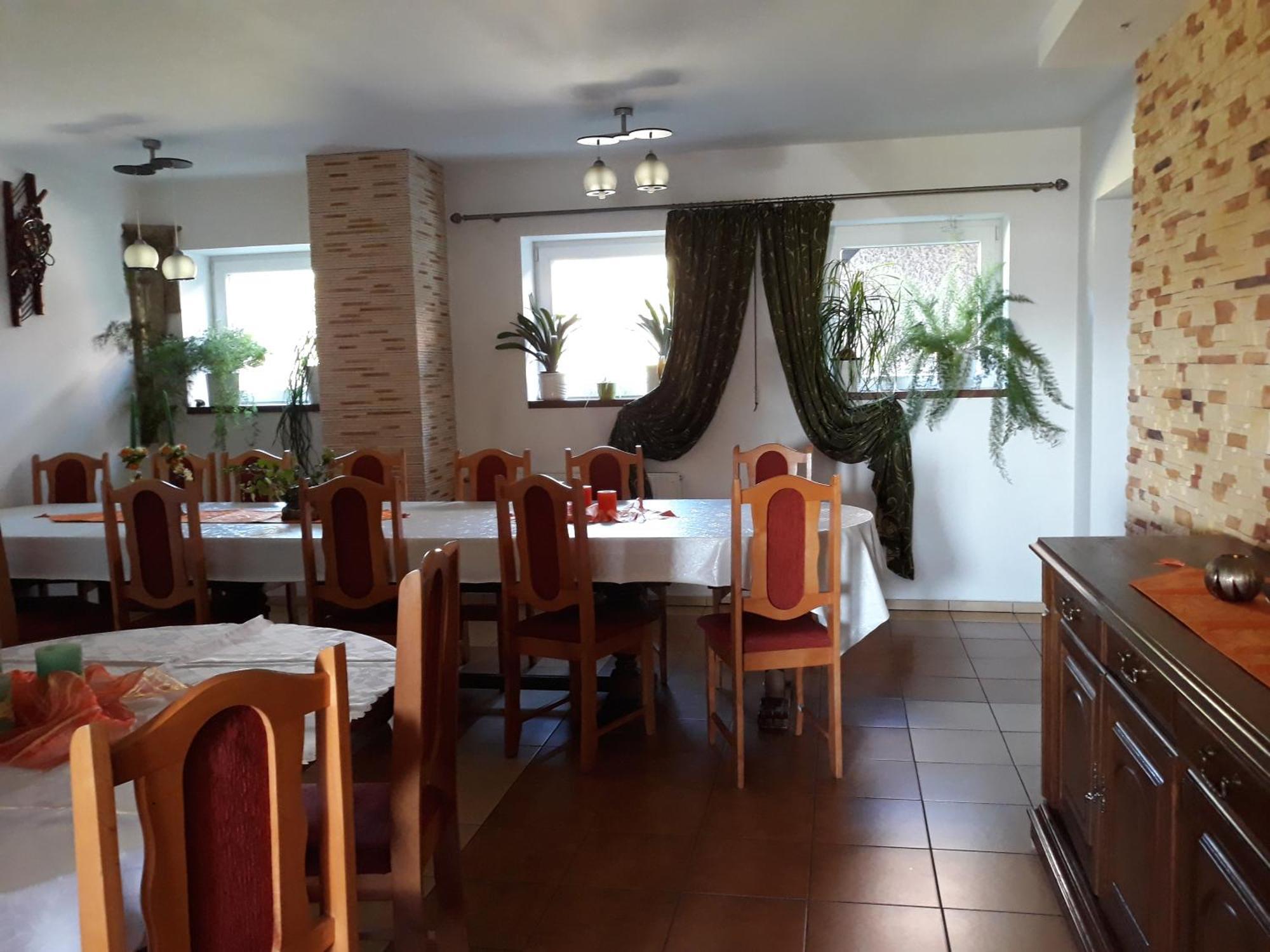 Pod Piramida Villa Ługniany Buitenkant foto