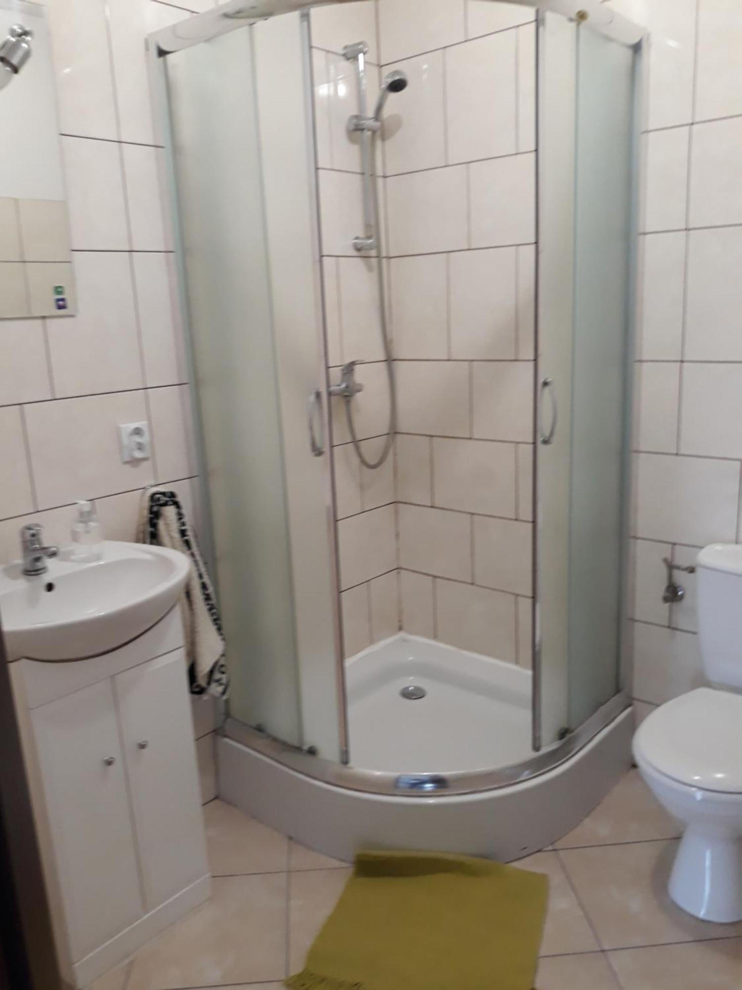 Pod Piramida Villa Ługniany Buitenkant foto