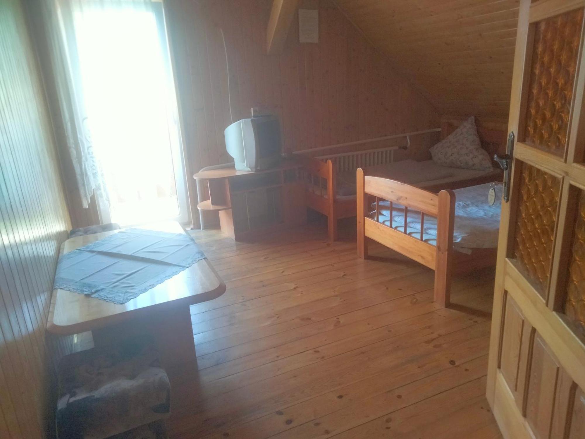 Pod Piramida Villa Ługniany Kamer foto