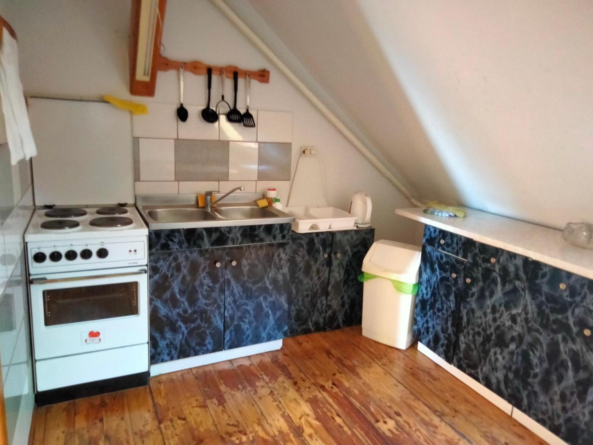 Pod Piramida Villa Ługniany Kamer foto